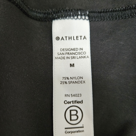 Athleta Black Chi Racerback Exercise Tank Top Size Medium Women's F92 - Picture 6 of 8
